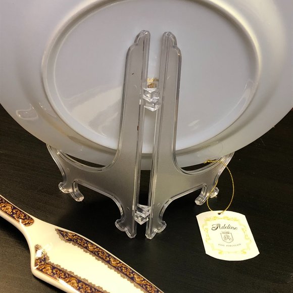 Adeline Fine Porcelain Cake Plate, Lifter, and 6 P - Picture 9 of 10